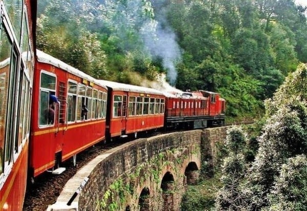How to Reach From Delhi to Manali by Train How to Reach From Delhi to Manali by Train